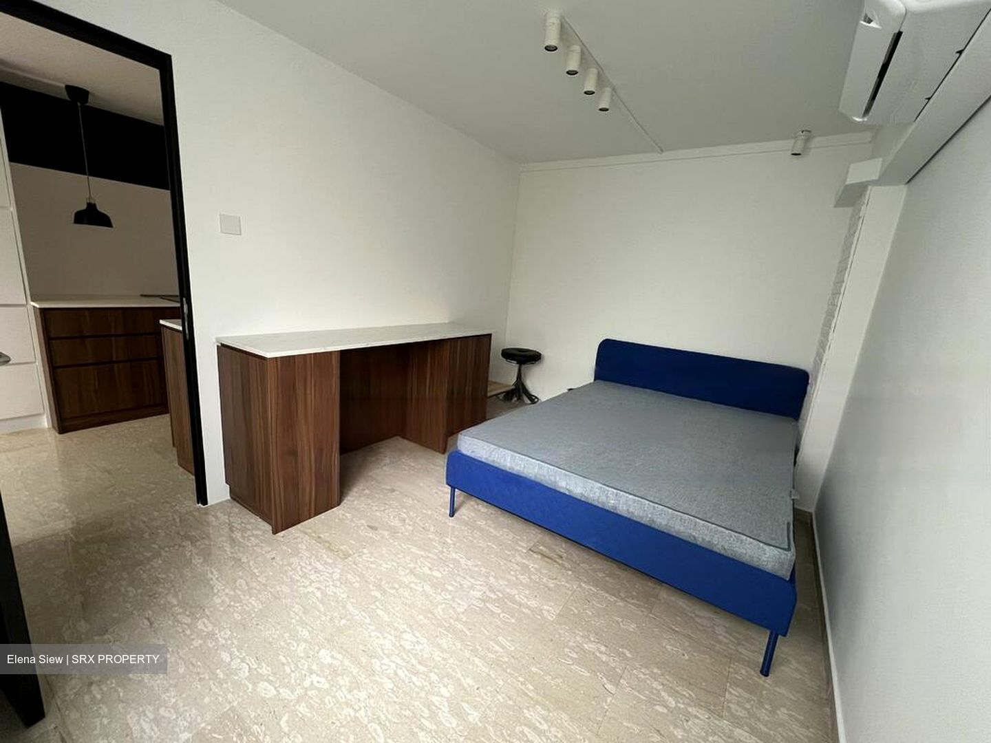 Dover Crescent (Queenstown),  #454686951